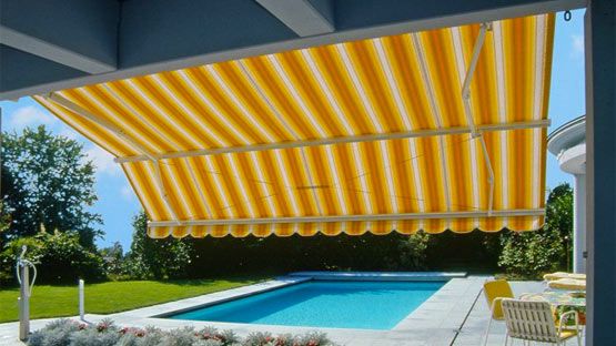 tenda da sole avvolgibile giallo bianco 2 x 3 mt fissaggio soffitto  parete 