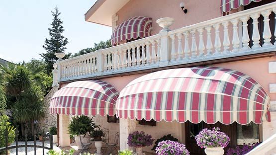 Tenda da sole Cappottina ad arco ribassato con settore semicircolare
